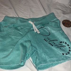 Minnesota shorts new with tags ! Size large